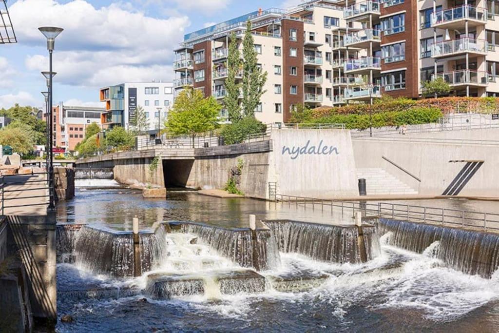 Ferienwohnung Nydalen/Storo- Ved T-Banestasjon Oslo Exterior foto